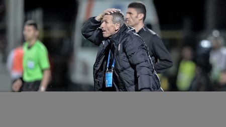 Gigi a luat "Cupa Devis". Mangia, învins de Mulțescu, Craiova a fost scoasă din calculele pentru titlu. Cronica meciului