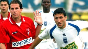 Ieri fotbalist, azi finanțist! Un fost campion lucrează de cinci ani la ANAF: „Colegii mei au făcut controale la clubul unde am jucat. Mi-ar plăcea să fiu antrenor” | EXCLUSIV