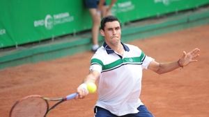 Hănescu îl va întâlni pe Gilles Simon în turul doi al turneului de la Paris