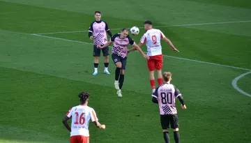 Hunedorenii au tranșat pe final amicalul prieteniei între suporteri: UTA – Corvinul 1-2. Reacțiile lui Adrian Mihalcea și Florin Maxim