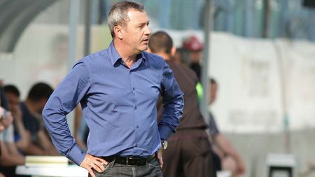 Mircea Rednic este noul antrenor al Petrolului:** "Obiectivele noastre sunt o clasare în primele cinci și Cupa României"