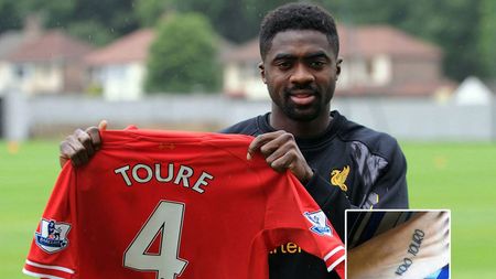 Un fan Liverpool a vrut să-și tatueze numele lui Kolo Toure pe picior, dar a greșit o literă! Fundașul ivorian a reacționat imediat: "Vreau să te cunosc. Îmi schimb numele!"
