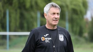 Cristiano Bergodi, după primele două meciuri pe banca Universității: „La Craiova se vrea performanță și joc plăcut, dar nu va fi ușor”. Cum a explicat italianul absența lui Koljic