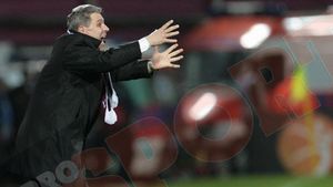 Șumudică este ironic: "Lăcătuș ne-a 'citit', eu nu i-am 'citit' pe ei..asta e!" :)