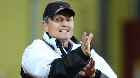 Gigi Mulțescu dă vina pe vânt și pe relaxare pentru înfrângerea cu CS Severin:** "Am ratat prea ușor și am primit gol din centrare"