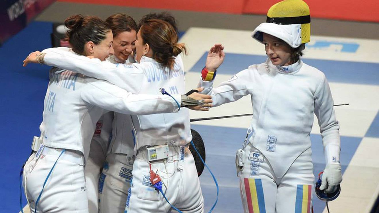 LIVE BLOG CM de scrimă | Spadasinele României înving SUA și termină pe locul 5 Mondialul de la Kazan. Rusia, vechea și noua campioană mondială la spadă, proba pe echipe. A defilat în finală împotriva Estoniei, scor final 40 - 29
