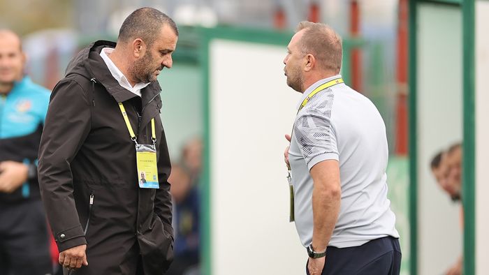 Multe plecări suspecte de la o echipă din Liga 2! Antrenorul lasă suporterii în ceață: ”Lucrurile astea nu trebuie să transpire”