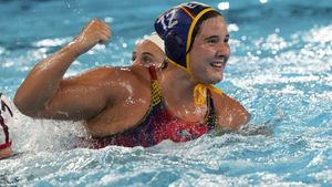 „Eram grăsuță și am început să fac înot”. Reacția Paulei, campioana olimpică de la Paris care a fost atacată pentru modul în care arată corpul ei