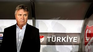 Hiddink: "Mă bucur că am învins în primul meu meci la Istanbul"