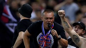 Ipoteză şocantă pe care o lansează liderul galeriei FCSB: suporterii Rapidului nu vin la derby! Ultraşii giuleşteni şi-ar "trăda" echipa pentru a scăpa de umilința de a-i vedea pe rivali sărbătorind titlul