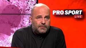 A intervenit în forță impresarul lui Radu Drăgușin. Anunțul lui Florin Manea despre transfer