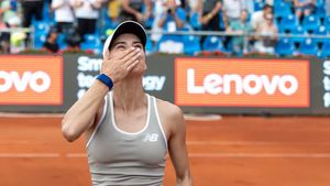 Jaqueline Cristian și Sorana Cîrstea s-au calificat în „optimi” la UniCredit Iași Open. Șase românce s-au oprit în primul tur la Iași