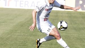 Tata Jean "joacă" la două capete!  Moraes, între Steaua și CFR