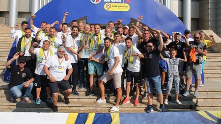 Baza vulturilor de la Beșiktaș, casa de vară a nou-promovatei conduse de Dan Alexa. Programul de pregătire, prima achiziție a Dunării și câți jucători pleacă