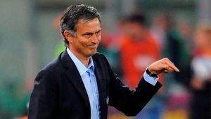 Mourinho: "Chivu e cel mai bun ca fundaș central"