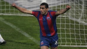 Nicoliță încurajat să plece la Saint Etienne!** "Campionatul francez e mai puternic, iar Bănel o să corespundă"