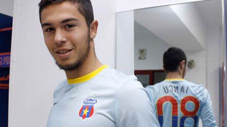 Interviu emoționant Iancu, puștiul în care Steaua își pune mari speranțe:** "Știu că l-am făcut mândru pe unchiul meu, am ajuns la echipa noastră de suflet"