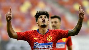 Ilie Dumitrescu, după ce Becali i-a mărit salariul lui Florinel Coman: „Are un contract super, poate cel mai bun din Liga 1”
