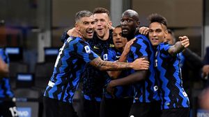 Nebunie la Milano! Ionuț Radu, spectactor într-un festival cu șapte goluri în Inter - Fiorentina! Gazdele au dat lovitura în ultimele minute! VIDEO