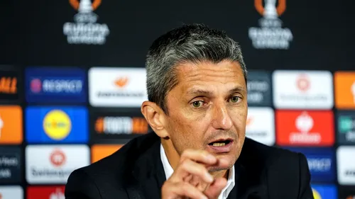 Cum l-au numit cei de la Manchester United, pe site-ul oficial al clubului englez, pe Răzvan Lucescu