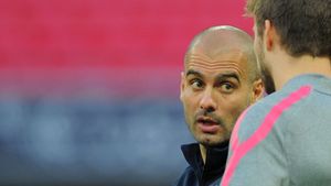 Suporterii i-au simțit lipsa după eșecurile cu Chelsea și Real și l-au întrebat pe Pep: "Unde este?"** Jucătorul a răspuns: "Mă 'freacă' de când am venit"