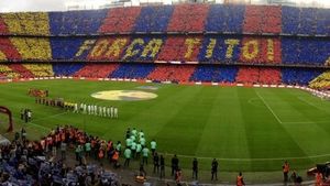 S-a ascuns de ochii lumii, dar a fost ovaționat de un stadion întreg! Cum a reacționat Tito după mesajul fanilor