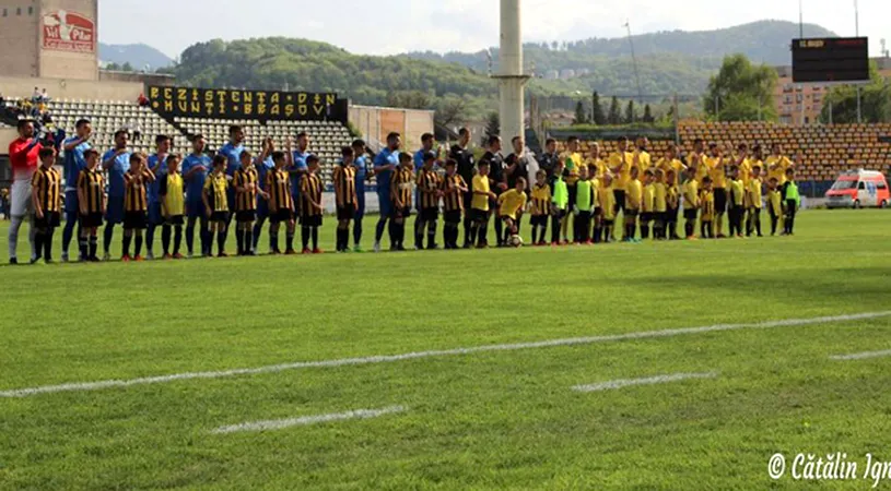 FC Brașov, meci pentru onoare la Ghermănești.** Dochița: 