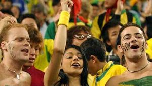 Morți după fotbal și bere! Măsuri fără precedent luate de autoritățile din Brazilia, pe timpul Mondialului