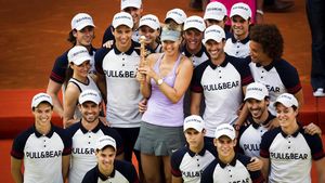 Halep a stors-o de energie pe Șarapova în ultima întâlnire directă. FOTO - Imaginea care a devenit "viral" pe Internet