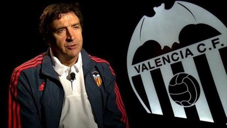Un fost antrenor din Liga 1 a "împușcat" potul cel mare: a fost numit de Valencia pentru a salva un sezon cenușiu