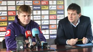 Poli e lider, dar Uhrin e modest:** "Nu avem de ce să zâmbim, urmează cinci meciuri grele"