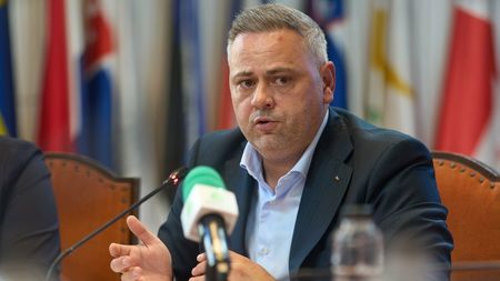 Ministrul Agriculturii se opune vehement construirii noilor stadioane de sute de milioane de euro din România! „Să le lăsăm și să investim în ce aduce plusvaloare”