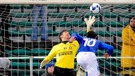VIDEO La 39 de ani, Toldo ar putea reveni la Fiorentina! VEZI paradele portarului!