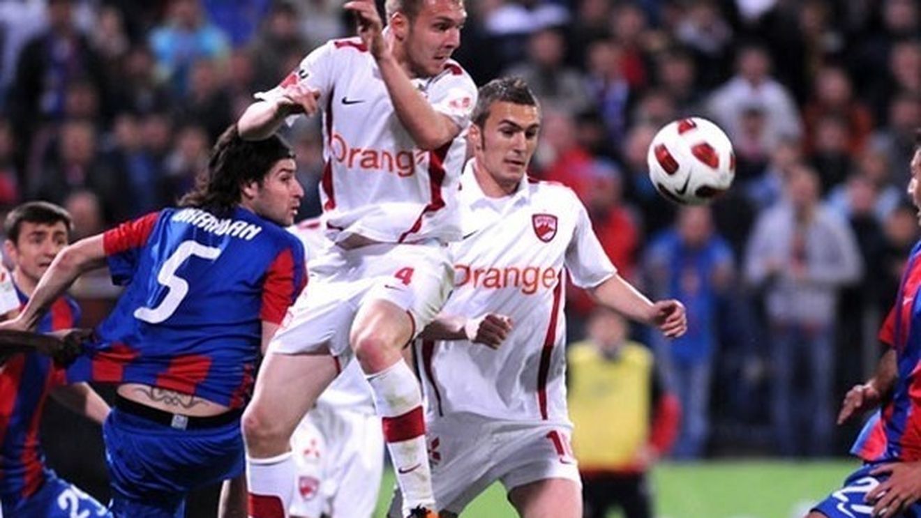 "O remiză nu ar fi bună pentru Dinamo!"** Care este principalul atu al "câinilor" în fața Stelei