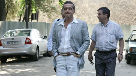 Nu mai e unire!** Gigi Becali: "Bucșaru e supărat pe mine! Nu-mi răspunde la telefon!"