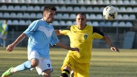 La Urziceni, pe terenul unde Unirea câștiga titlul în 2009, se joacă din nou fotbal.** Inițiatorul proiectului e Răzvan Farmache | INTERVIU