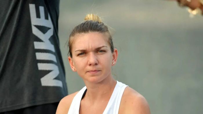 Fostul antrenor al Simonei Halep, dezvăluiri după ce românca a fost suspendată! „Nu avea încredere în străini!”. Cum se ferea românca! „Pleca de la masă”