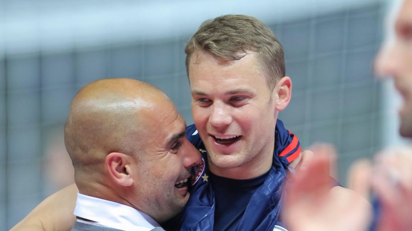 Fabulos! Nu e banc: Guardiola a vrut să înceapă, la Bayern, un meci cu Neuer titular ca mijlocaș! Cum a reacționat conducerea bavarezilor și de ce nu a fost lăsat