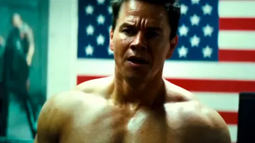 Unul dintre cei mai iubiți actori a devenit un monstru pentru un rol de bodybuilder!** Mark Wahlberg a pus pe el 19 kilograme de mușchi în două luni: „Mâncam 10 mese pe zi”