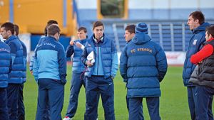 Steaua stă pe o mină de aur! Francezii, impresionați de "puștiul minune" al lui Reghe: "E perla fotbalului românesc, e noul Hagi!"** Ce club mare din Vest  îl urmărește pas cu pas