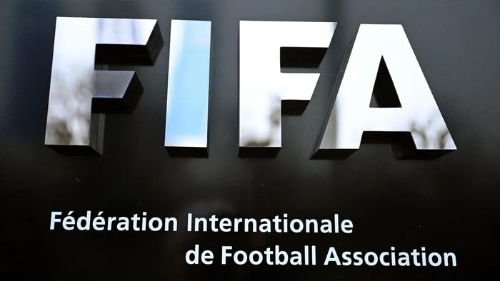 Anunț de la FIFA! Fotbalistul poate juca de acum pentru România