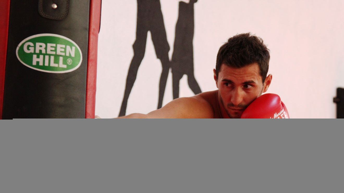 Kombatfest la Galați, pe 28 și 31 august. În boxul românesc se instaurează "Dinastia Juratoni"