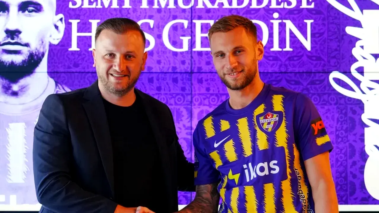 E gata transferul! Denis Drăguș a fost prezentat oficial la noul său club din Superlig