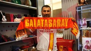Ultrasul bijutier!** Și-ar da tot aurul pentru Galatasaray, deși trăiește la Cluj! "Am și chiloți cu Galatasaray"