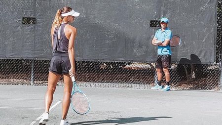 Cine este Magda Linette, adversara Simonei Halep din primul tur la Cincinnati. „Armele secrete" ale polonezei