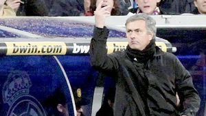 Bomba iernii în Spania!** Mourinho îl 'fură' pe noul Messi chiar din curtea Barcelonei! VIDEO