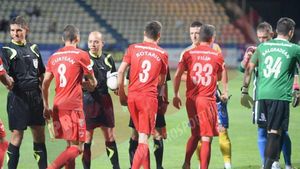 Bălgrădean, contestat de câțiva fani ai "roș-albilor": 'Am încercat să discut cu ei, dar au continuat să mă înjure'