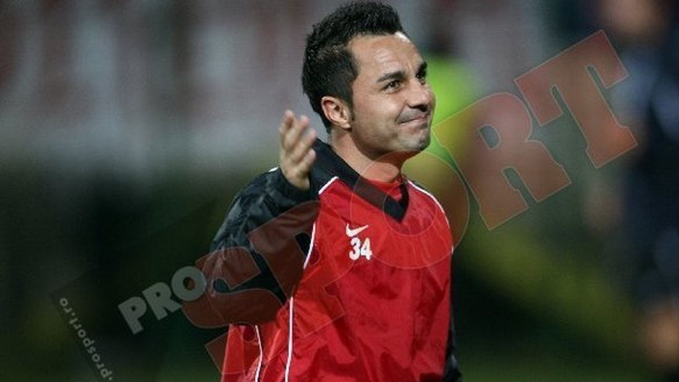 Petre, regretat de "câini":** "Acum căpitan e N'Doye, care e BEAT tot timpul prin Piața Amzei! Banderola a ajuns o cârpă!"