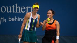 Irina Begu, victorie importantă în fața unei jucătoare cap de serie nr. 4! Urmează semifinala cu Aryna Sabalenka de la Adelaide