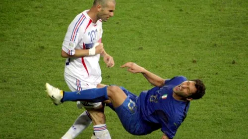 Dezvăluiri la 14 ani distanță după unul dintre cele mai controversate gesturi din istoria fotbalului: Zidane l-a lovit cu capul în piept pe Materazzi. „Am fumat 250 de țigări în 10 minute”